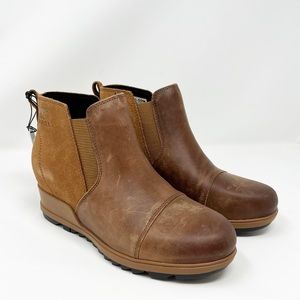 Sorel Evie Waterproof Pull-On Wedge Chelsea Suede Booties Size 6 Velvet Tan